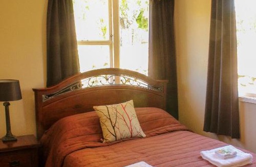 Naseby Hotel | Ancient Briton Budget Accommodation