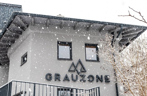 Grossarl Apartment | Apartment "Grauzone Grossarl Nr. 5 Mountain" with Mountain View, Private Terrace and Wi-Fi