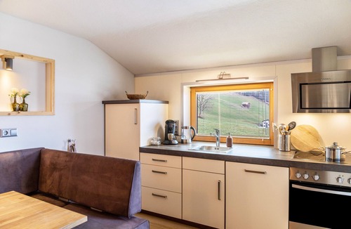 Zellbergeben Apartment | Apartment "Wald" with Balcony and Mountain View