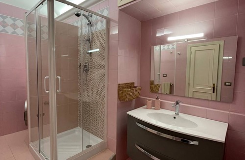 Sorrento House | Apartment within walking distance of downtown and the sea
