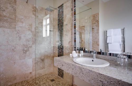 Waenhuiskrans Hotel | Arniston Spa Hotel