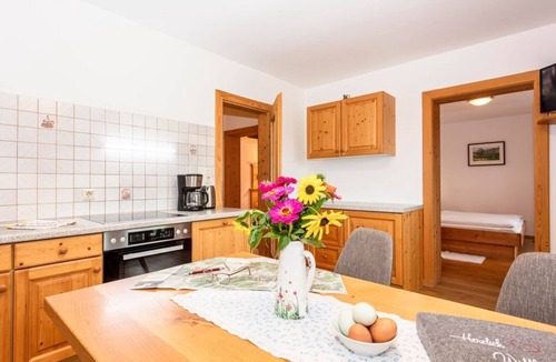 Almdorf House | Apartment/2 bedrooms/bath, WC - Oberdeutinghof
