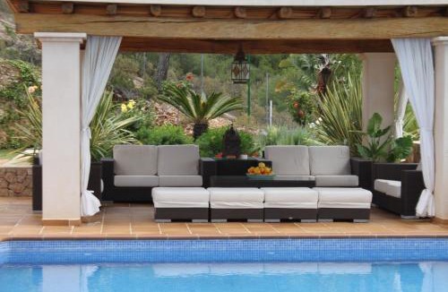 Santa Gertrudis Villa | Attractive Ibiza Villa Can Tierra 6 Bedrooms Phenomenal Country