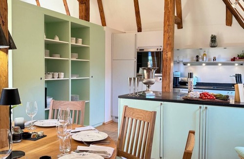 Kitzbuehel House | Außergewöhnliche & private Turmchalet für 8 Personen