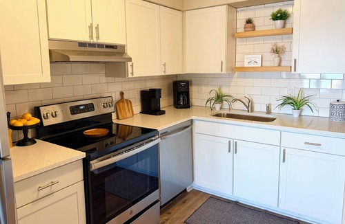 North Shore Condo | AUGUST DISCOUNT DAYS BERNARDS LANDING NEXT2POOL &BEST VIEWS NEW REMODEL-BOOK NOW