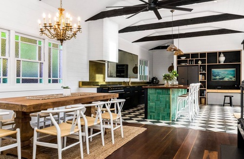 Bangalow House | Bangalla Bangalow - heritage farmhouse with pool