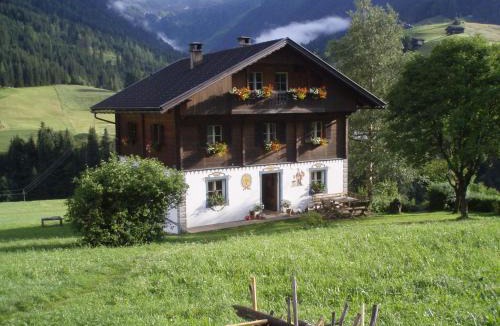 Maria Luggau Apartment | Bauernhof im Wiesengrund