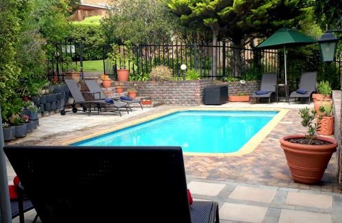 Plettenberg Bay Bed & Breakfast | Bayside Lodge Garden Route B&B