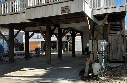 Surfside Beach RV Rental | Beach house two minutes walk from the beach Ocean Lakes houes 1125