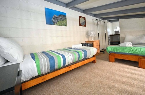 Marcoola Resort | Beachfront 1BR + Loft. Bliss. Surf-Café-Escape
