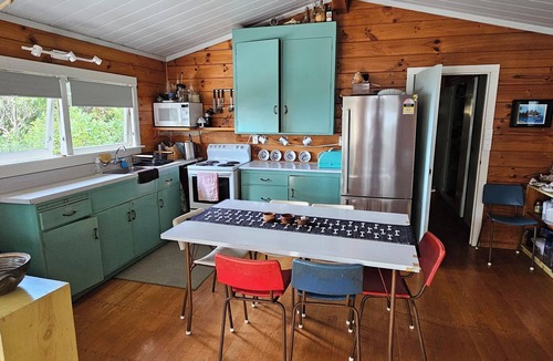 Matapouri House | Beachfront Property in Private Bay with only 12 houses and private beach access.