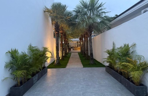 Rawai Villa | Beautiful private 4 bedroom villa with pool and gym