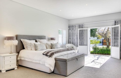 Constantia House | Beautiful Upper Constantia home with views