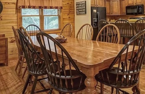 Beech Mountain Cabin | Best On Beech-Family Friendly-Clean, A/C, Game Room, FirePit, Sleeps 12-14