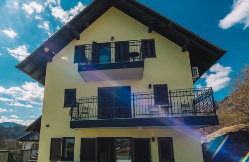 Zasip Apartment | Bled Prestigious and Stylish Apartments - Classic One Bedroom Apartment with Balcony