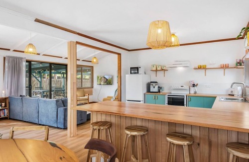 North Creek House | Blue House Surf Shack