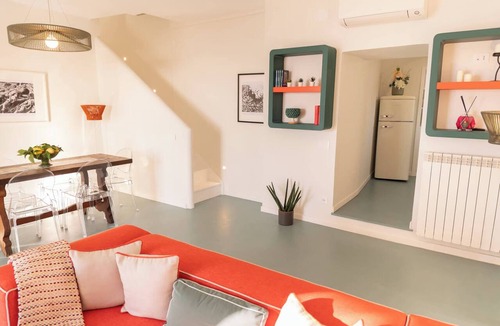 Sorrento Apartment | Borgo Mezzo Monte. Panoramic Sea View,Jacuzzi and Concierge by Feeling Italy