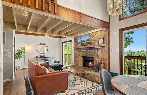 Chalet Village Ski Chalet | Breathtaking Mtn Views, Hot Tub, Sauna, Pool, close to Downtown!