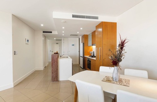 Casuarina Apartment | Bright & Spacious Roof Top - 2 Bedroom Apartment