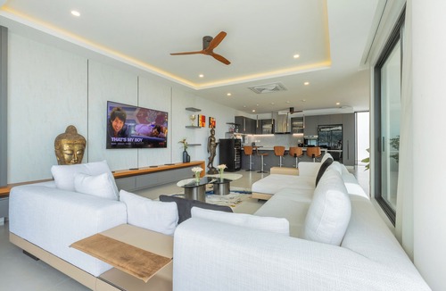 Patong Villa | BS Villa 5Bedroom Villa - Modern&Luxury Seaview, Full Service, 5 Mins to Patong