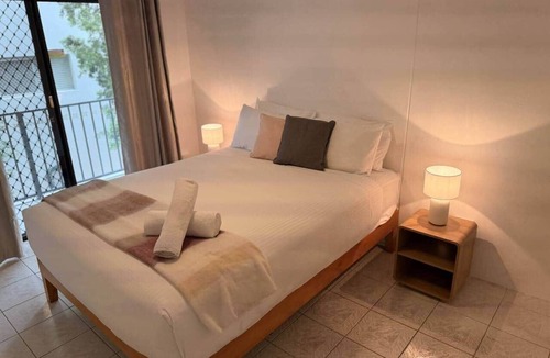 Gold Coast Apartment | Burleigh Breeze Queensland