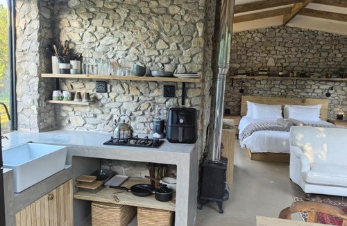 Kouga Apartment | Bush Music Modern Farm Stone Cottage