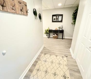 Snellville Apartment | Camellias Haven Cozy New Reno 2Bed Apt with Pool, 40 Min to ATL