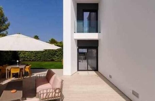 Santa Eulalia del Rio House | Can Emyla new modern villa with gym 5´from PACHA