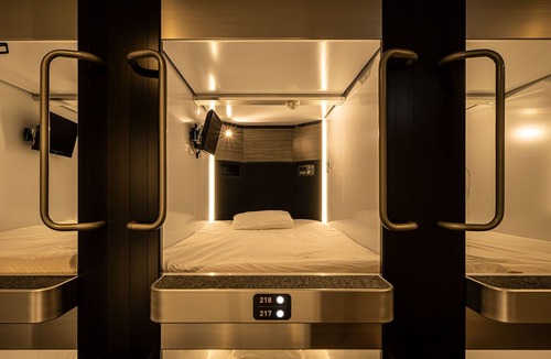 Nishi Hotel | Capsule Plus Yokohama Sauna & Capsule
