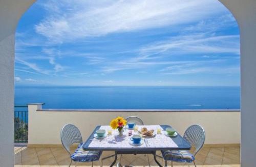 Conca dei Marini House | Casa Raffaele, terrace with solarium and sea view