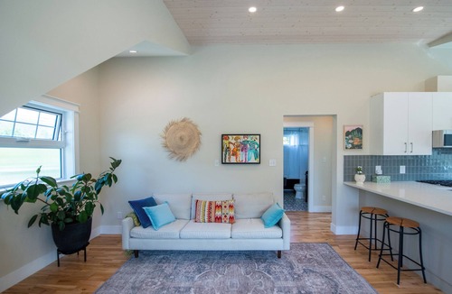 Gibsons Cottage | Central 2 Bed New Construction Laneway House in Gibsons