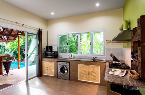 Nai Harn House | Chaba Pool Villa