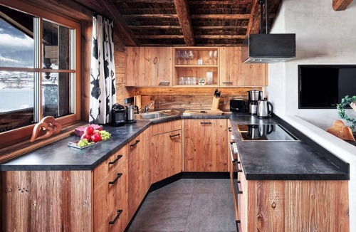 Hundsdorfl Apartment | Chalet for 2-6 persons (2 bedrooms, 2 bathrooms) - Almdorf Flachau and Promi Alm