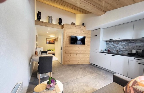 Beatenberg Apartment | Chalet Lilo Studio by Interhome