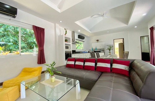 Chalong Villa | Chalong 4BR Private Pool Villa | Near Big Buddha | Sleeps 10
