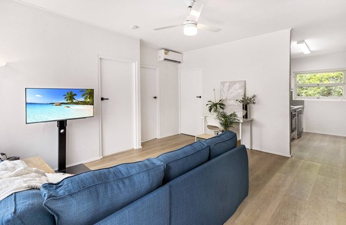 St. Lucia Apartment | Charming 2-Bed Near River & City of Brisbane