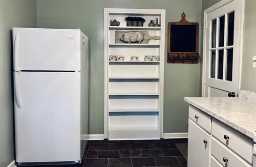 Beaufort House | Charming Beaufort Retreat Entire Home Just Minutes from Downtown & Parris Island