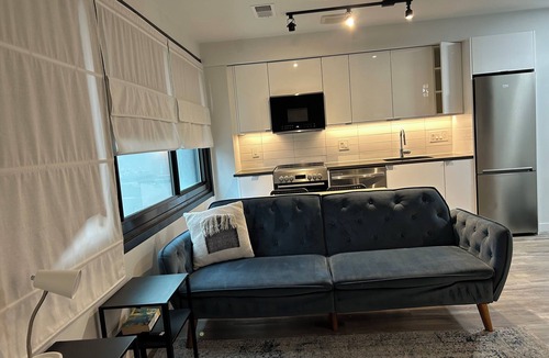 Downtown Apartment | Charming Studio with all amenities in downtown Silver Spring