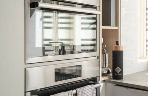 Parnell Apartment | Chic Parnell Townhouse|by Furnished Rentals