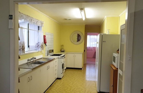 Lancelin House | Classic Lancelin split level 70s beach house with ocean views, sleeps 8