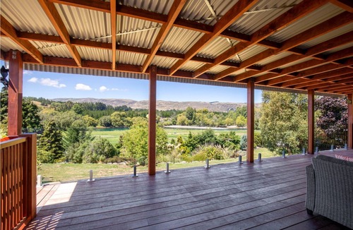Roxburgh Cottage | Clutha River View Cottage Perfect Roxburgh Escape