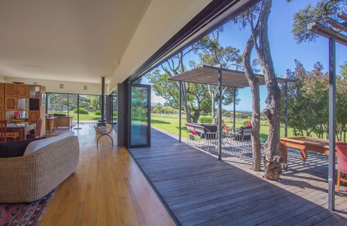 Mt Lyford Cabin | Coastline!