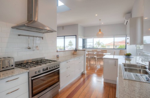 Coffs Harbour House | Coffs Jetty Beach House