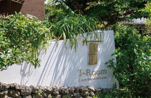 Kadena-cho Villa | Condominium T-Room