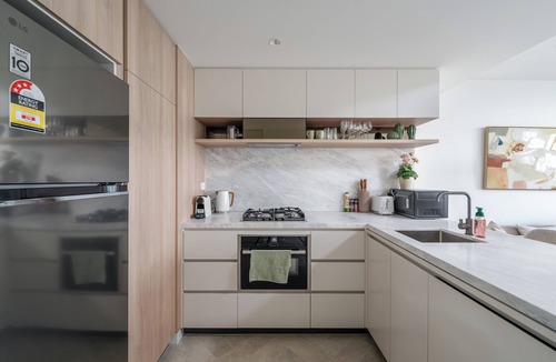 Brisbane Central Business District Apartment | Cozy 1-bedroom apartment in beautiful Brisbane City with AC
