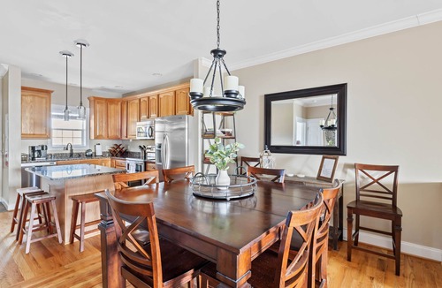Southcrest Condo | Cozy Beech Mountain Condo with Stunning Views, Fireplace & Walkable Location