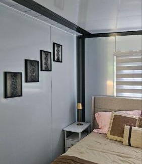 True House | Cozy Foldable Container Pipestem Getaway For 2