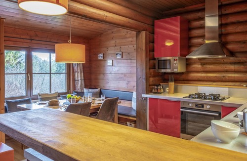 Woergl Ski Chalet | Detached chalet with panoramic forest view