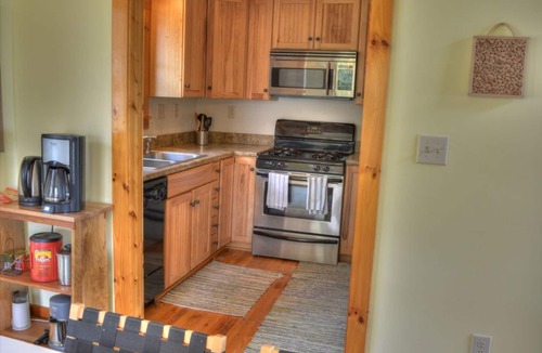 Boone Cabin | Discover Above the Clouds in West Jefferson, NC—a spacious 3-bedroom cabin for 7.