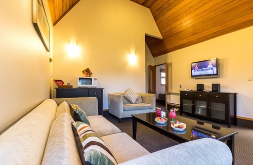 Te Anau Hotel | Distinction Te Anau Hotel And Villas
